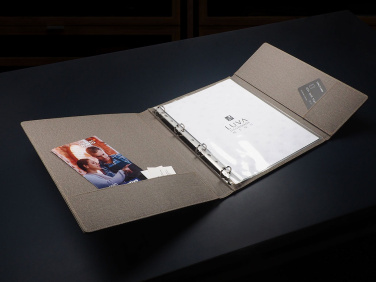 Логотрейд pекламные cувениры картинка: Папка для отелей 2026321