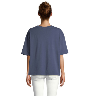 Логотрейд pекламные продукты картинка: BOXY WOMEN T-SHIRT OVERSIZE