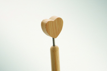 Логотрейд pекламные cувениры картинка: Bamboo heart ball pen