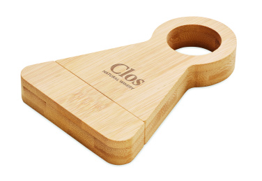 Лого трейд pекламные cувениры фото: Bamboo bottle stand & opener