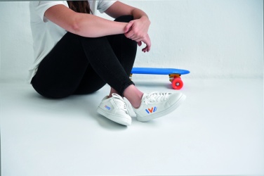 Logotrade profilprodukter bild: Sneakers i PU stl 37