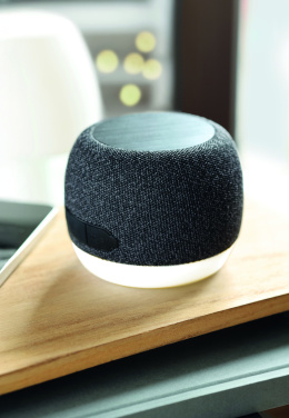 Logotrade reklamprodukter bild: 15W trådlös laddare/högtalare