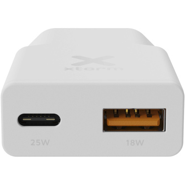 Logotrade profilprodukter bild: Xtorm XG2SL025 Go2 SlimLine 25 W laddare