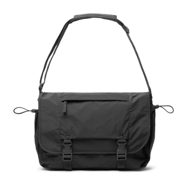 Logotrade kampanjprodukter bild: KENTO URBAN RCS återvunnen nylon 15.6" Axelväska