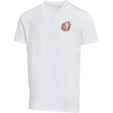 Logotrade profilreklam bild: Balfour 200 g/m² kortärmad v-ringad unisex-T-shirt av ekologiskt OCS-material